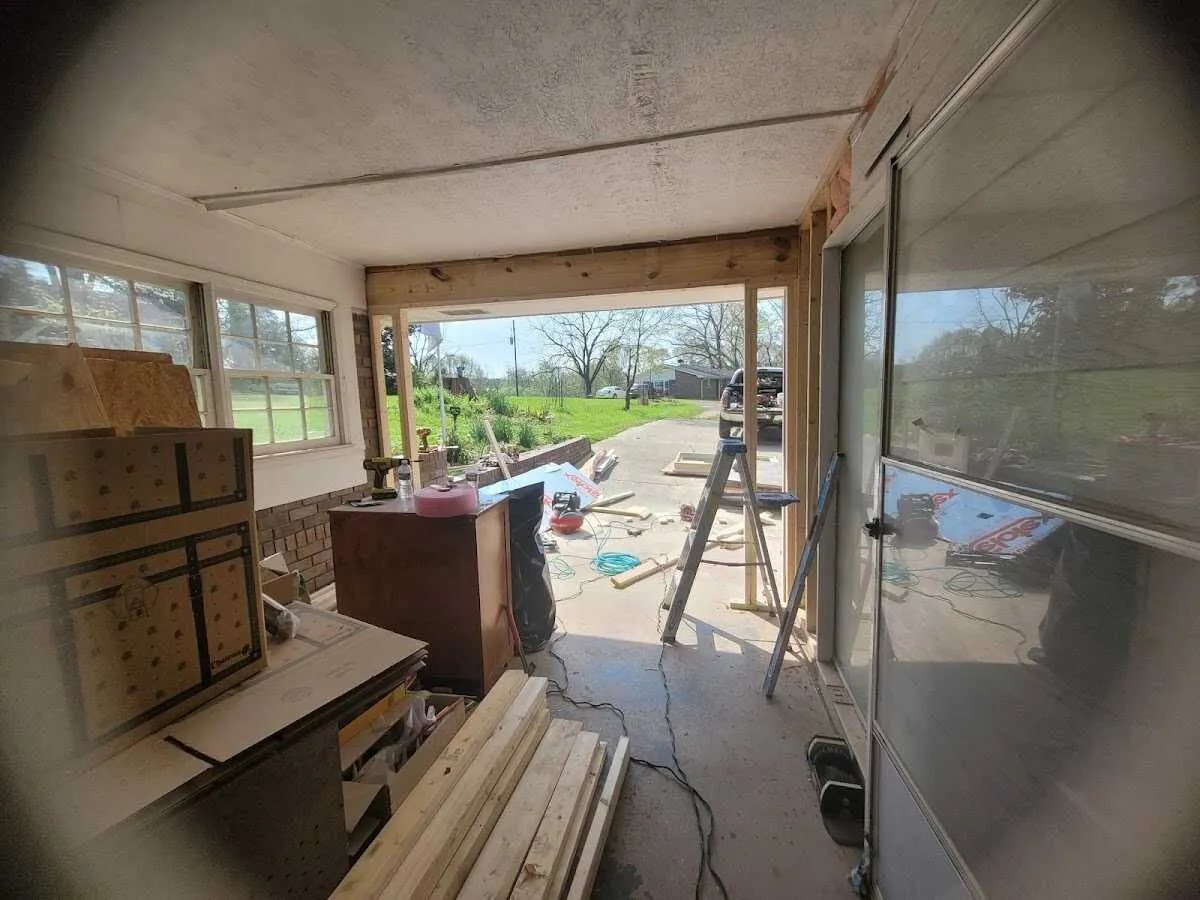 Air movers and dehumidifier for Water Mitigation Services in Fussels Corner